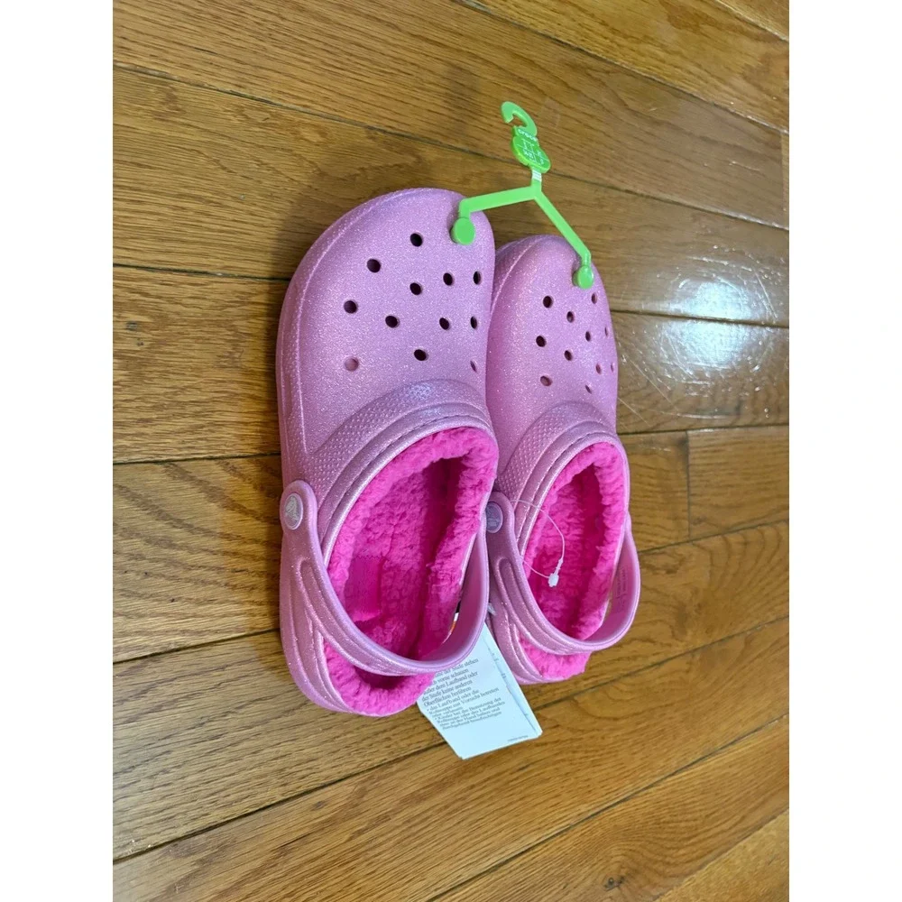 New Crocs Classic Lined Glitter Clog K Kids J3 Pink Sparkle‎ Fuzzy Warm size 3